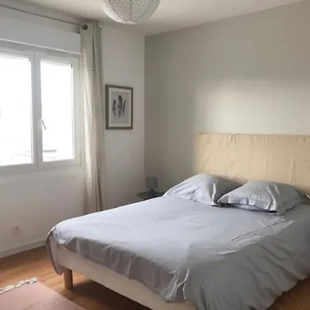 Сasa de vacaciones Maison Cosy Avec Terrasse A 10 Minutes Du Centre La Rochelle (Charente-Maritime)